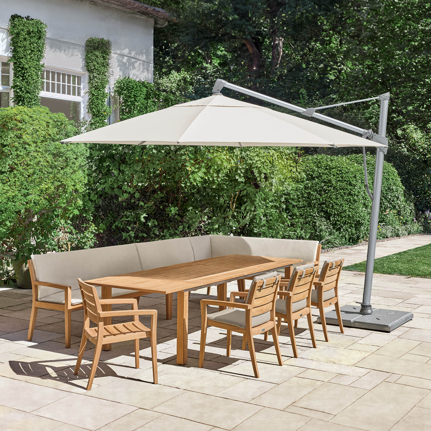 Trentino – Ivory Round Parasol 4 m & more - Garpa